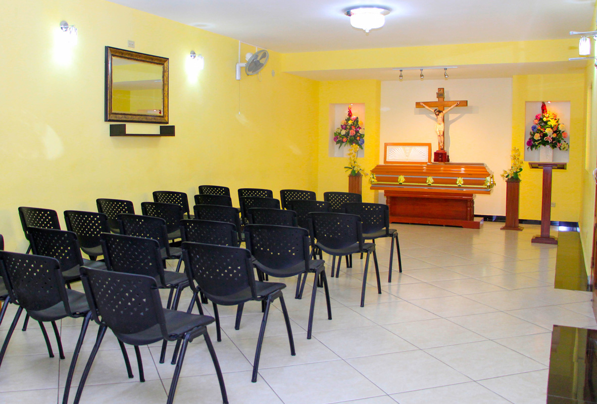 Capilla Funeraria La Sagrada Familia